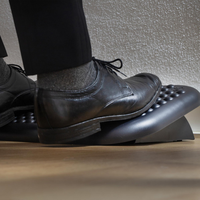 FOOT REST NGS FOOTNEST ERGONOMIC & ADJUSTABLE FOOT SUPPORT